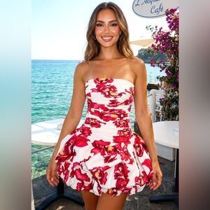Elegant Strapless Floral Mini Dress